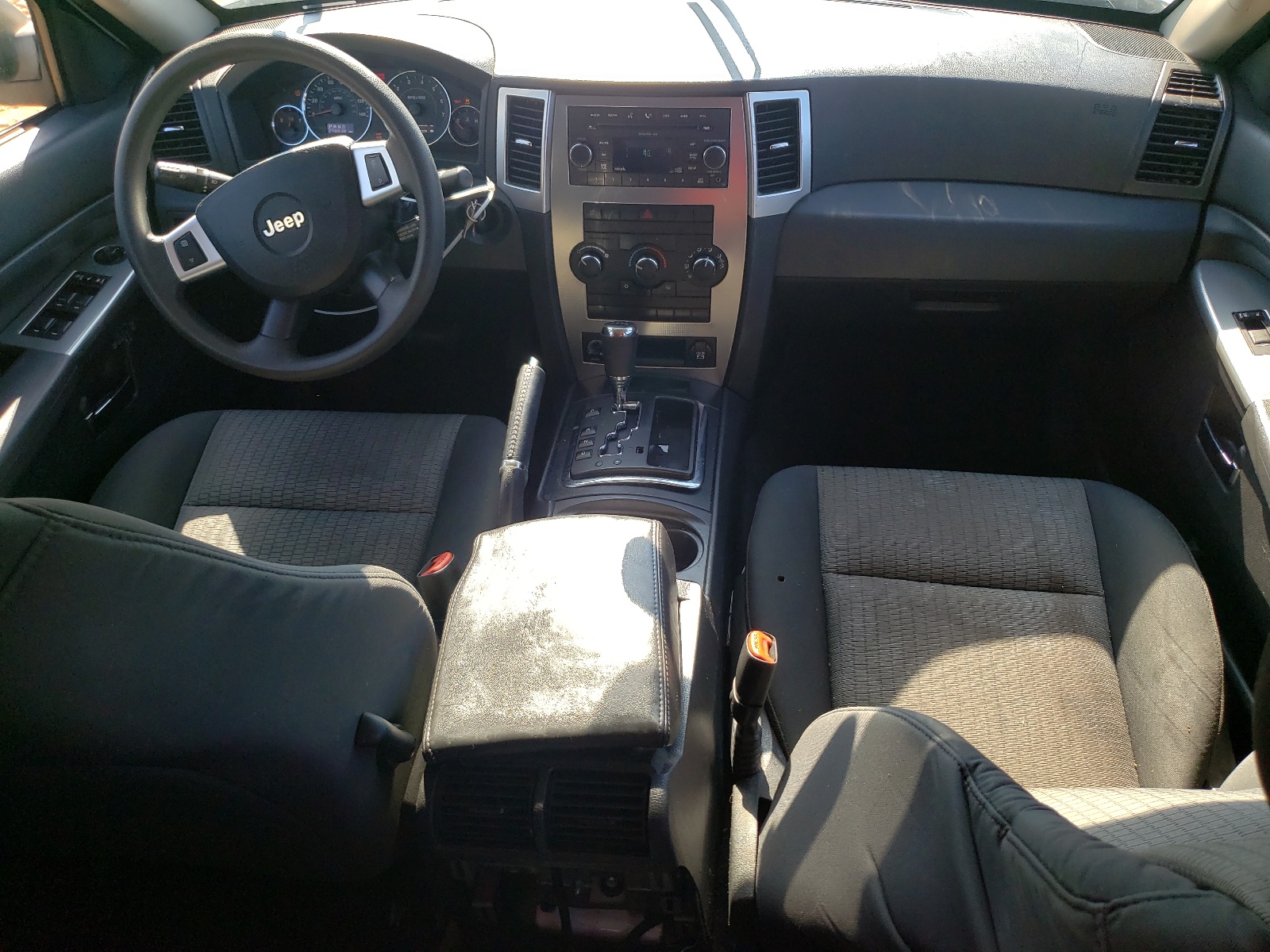 1J8GS48K99C515914 2009 Jeep Grand Cherokee Laredo