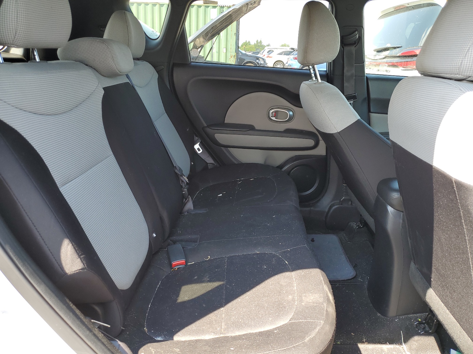 KNDJN2A2XG7861818 2016 Kia Soul