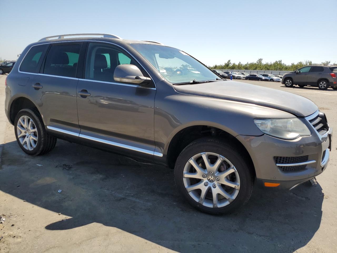 2010 Volkswagen Touareg V6 VIN: WVGBF7A95AD003799 Lot: 65259494