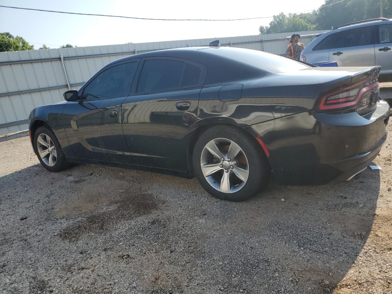 2C3CDXHG8FH890073 2015 DODGE CHARGER - Image 2