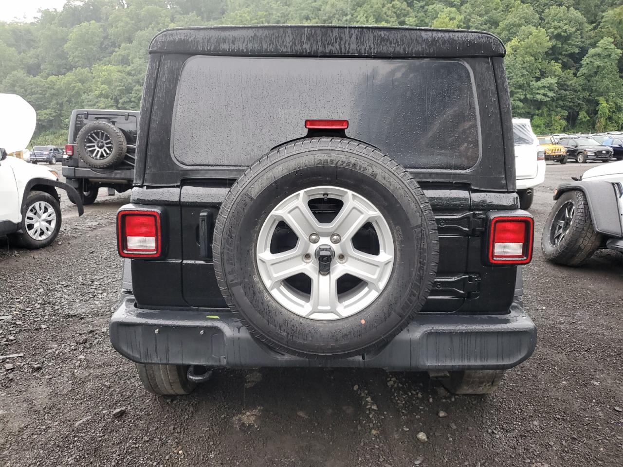 2021 Jeep Wrangler Unlimited Sport VIN: 1C4HJXDG2MW830238 Lot: 64617474