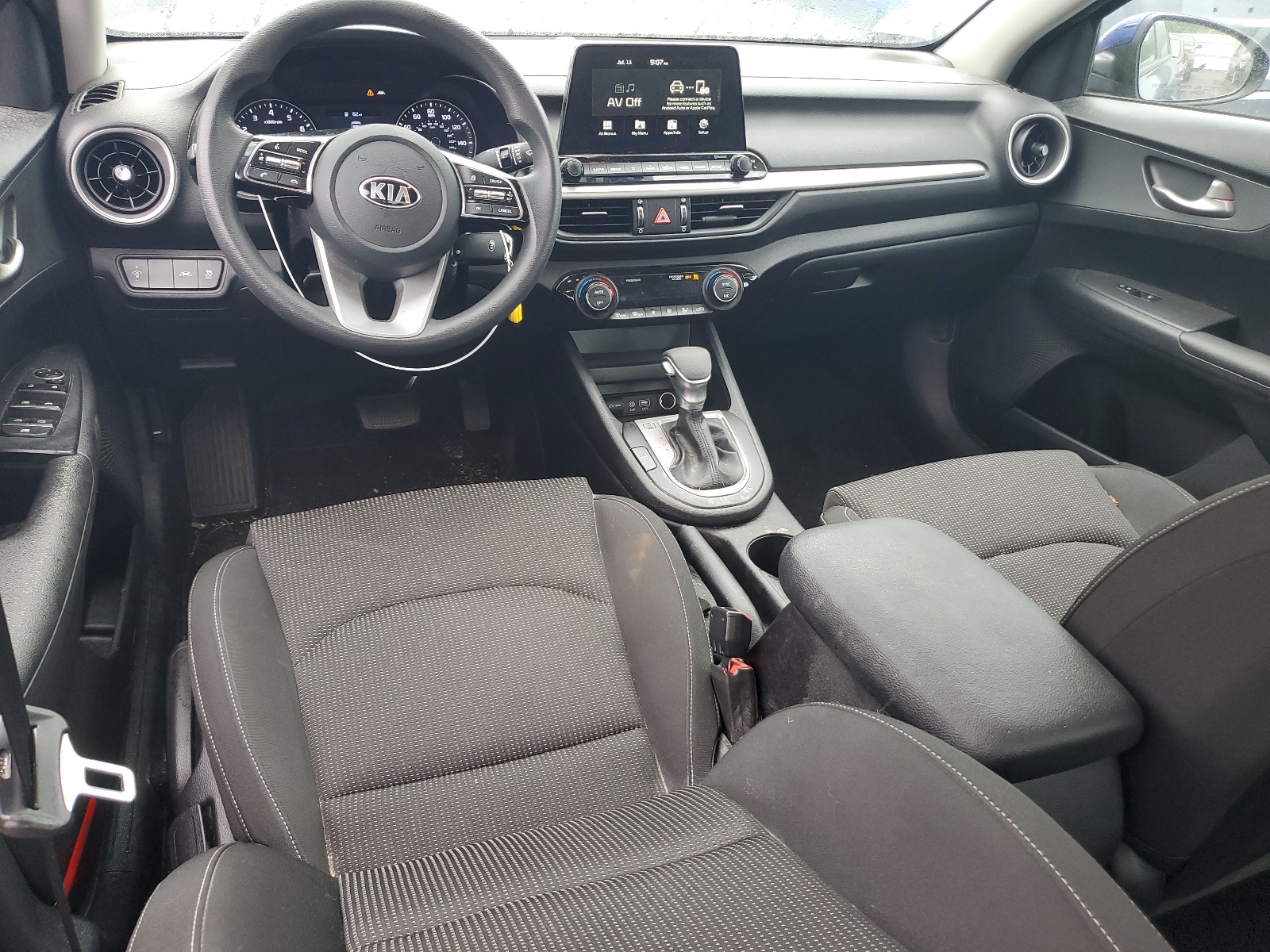 3KPF24AD0KE102938 2019 Kia Forte Fe