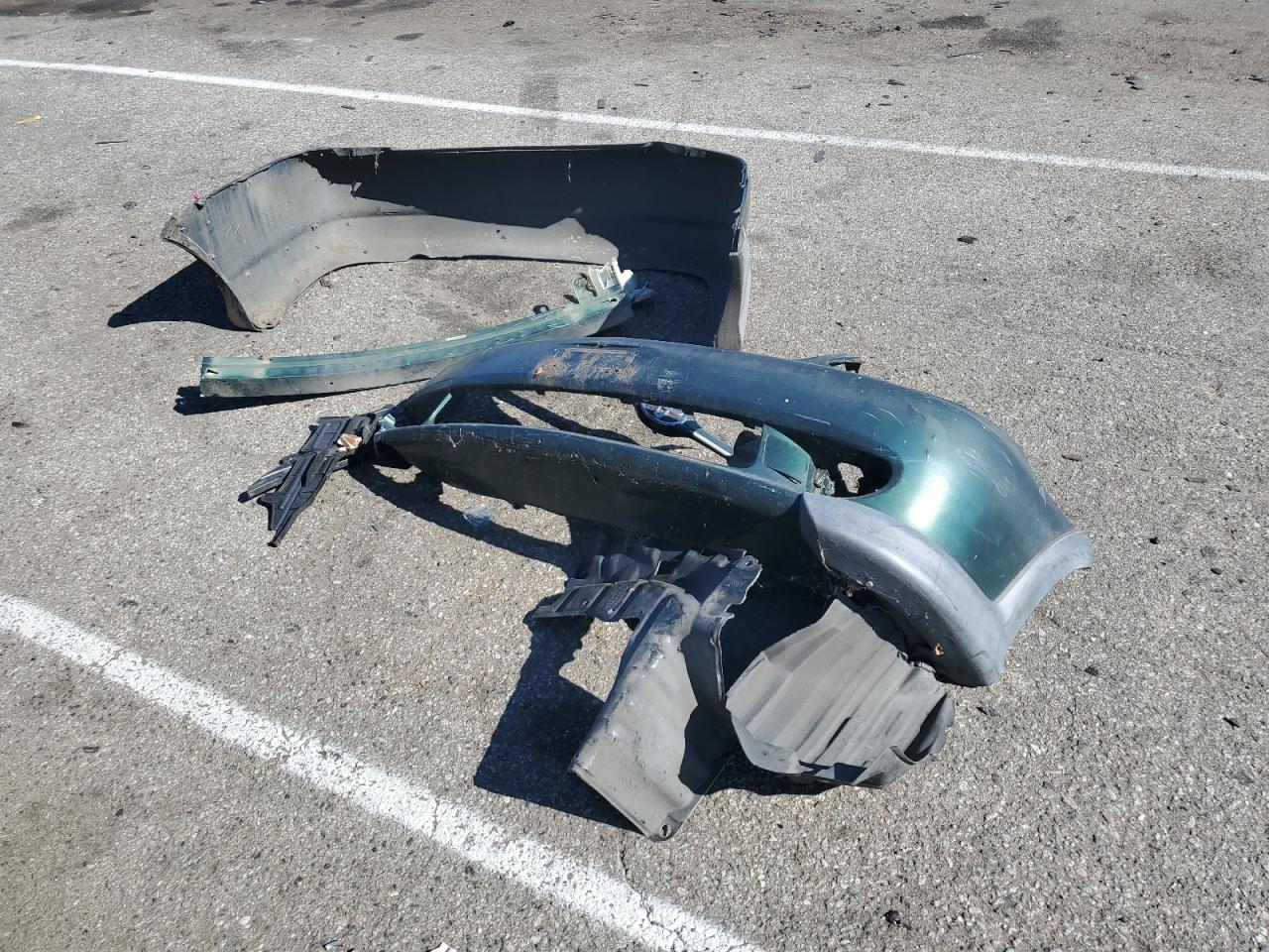 2004 Toyota Echo VIN: JTDBT123440335992 Lot: 61292054