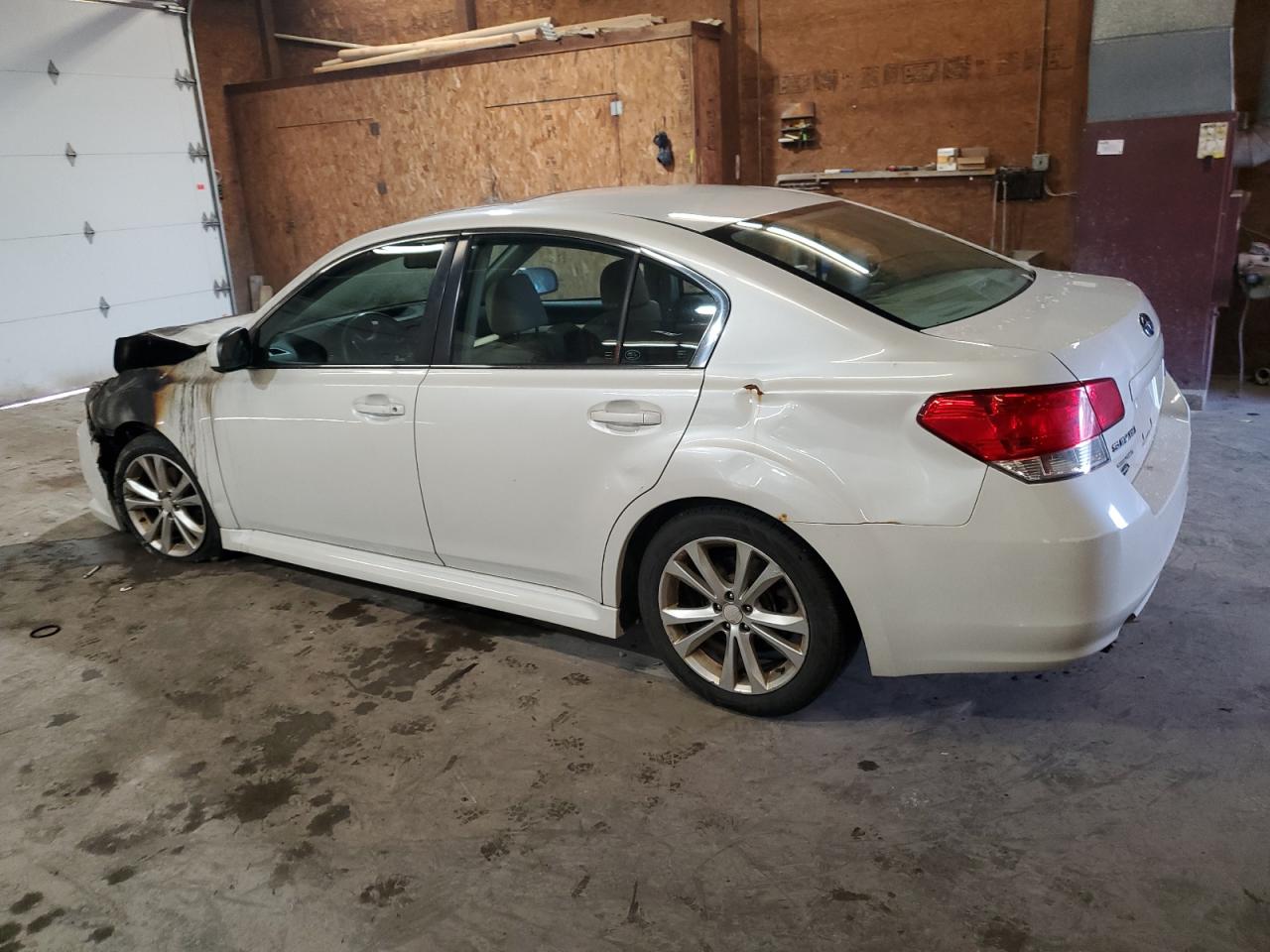 2013 Subaru Legacy - Image 2