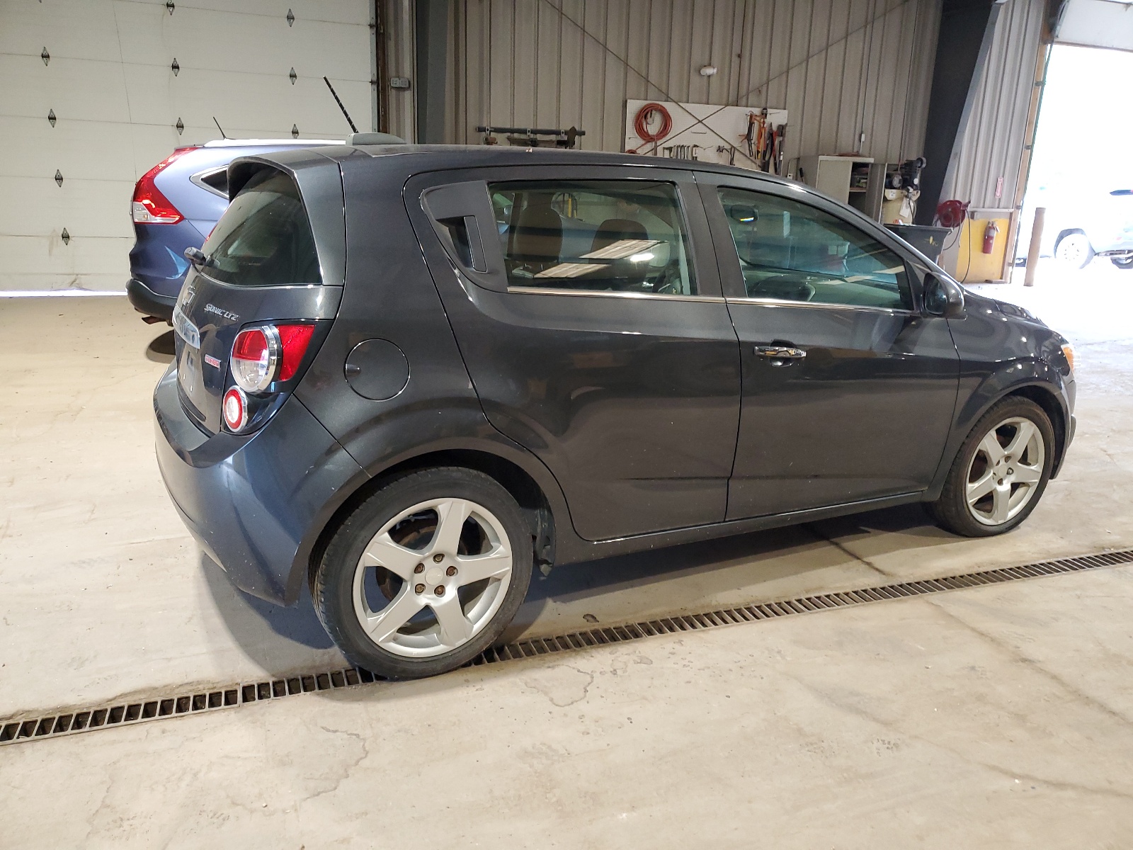 1G1JE6SB9G4141894 2016 Chevrolet Sonic Ltz