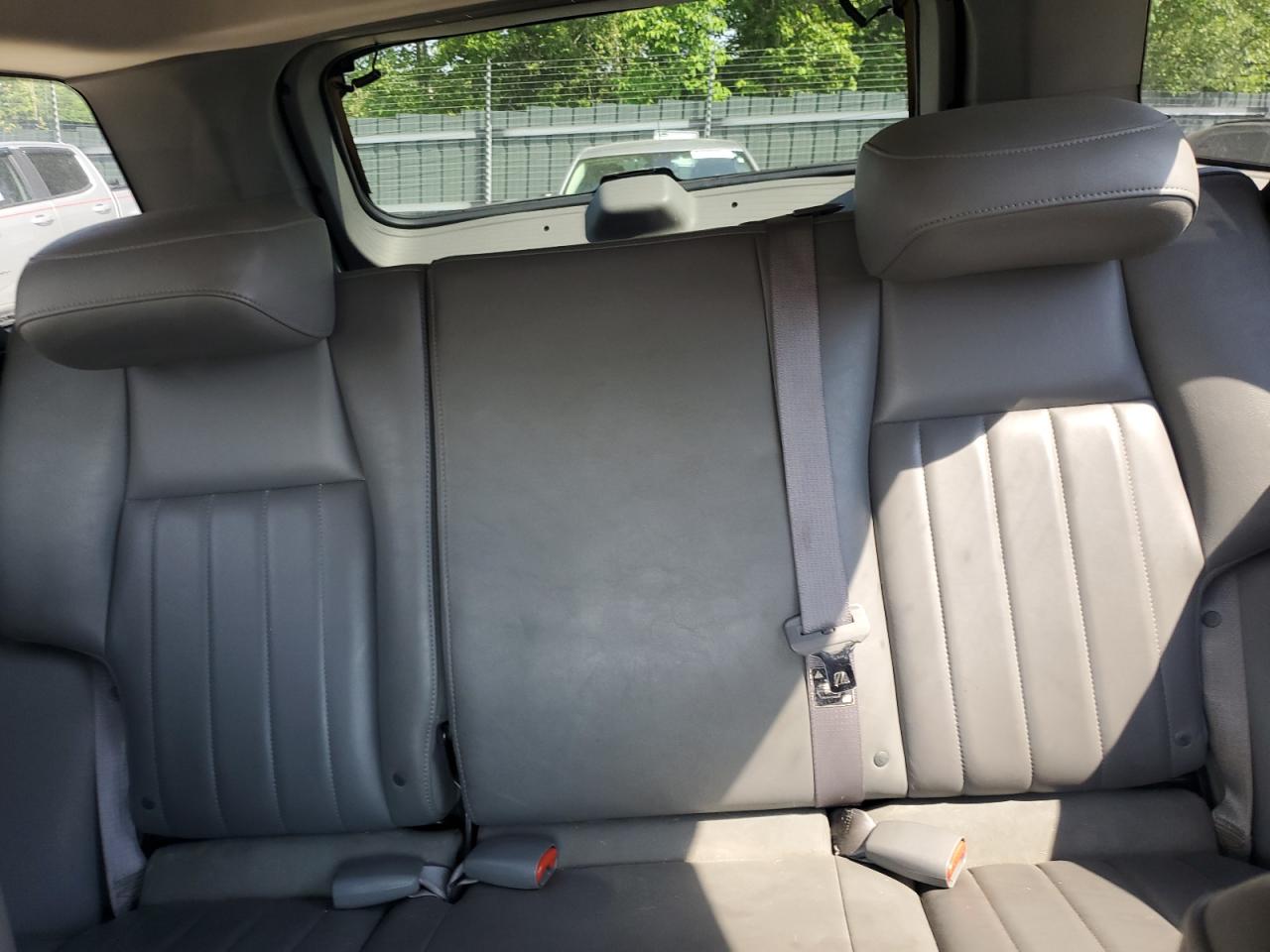 2005 Jeep Grand Cherokee - Image 10