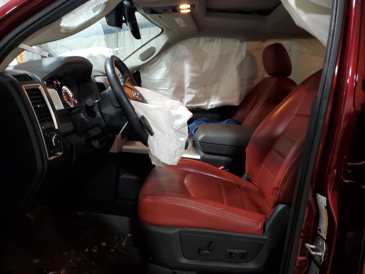 2017 Ram 1500 Slt VIN: 3C6RR7LTXHG738589 Lot: 64394964