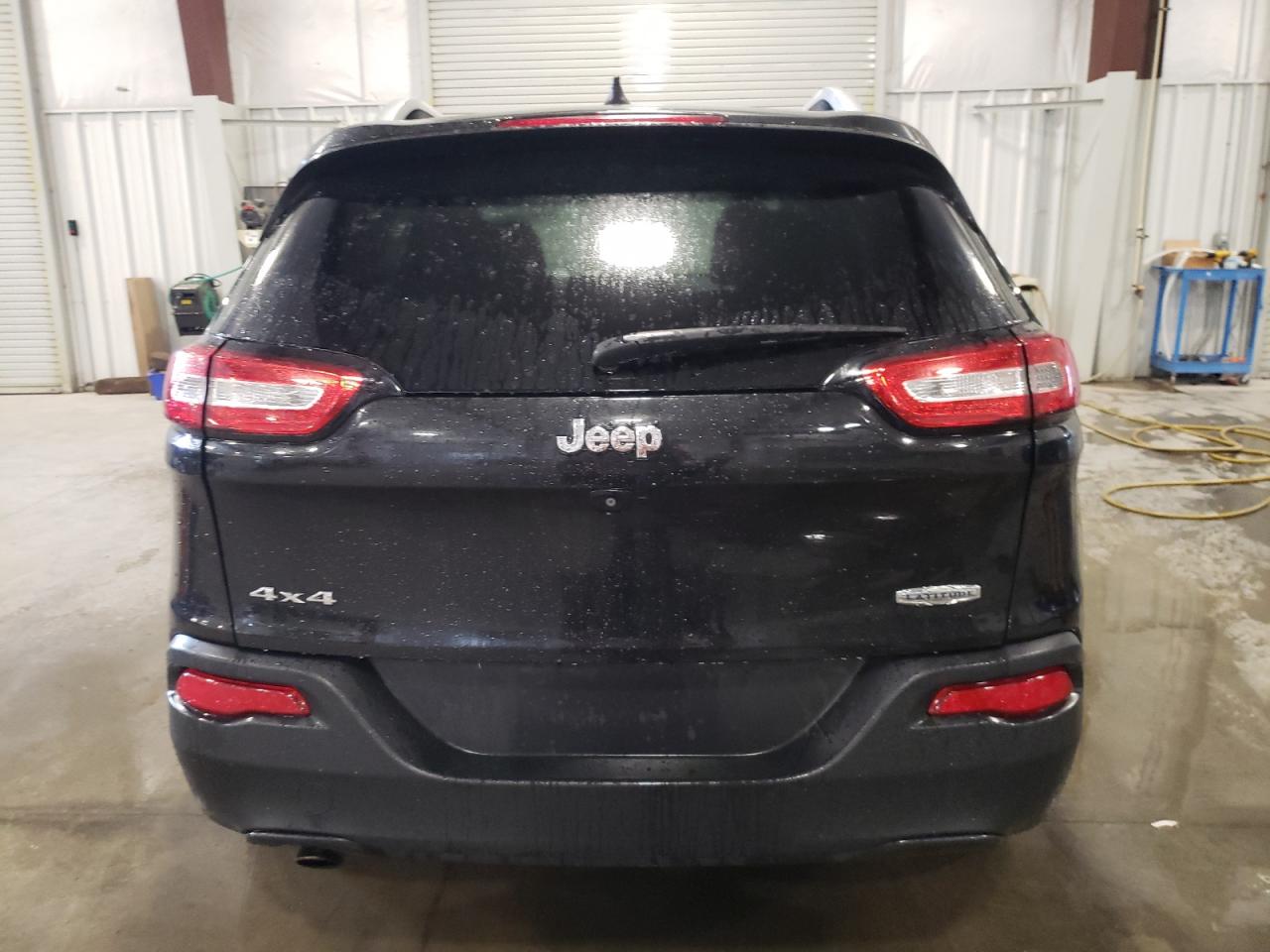 2015 Jeep Cherokee Latitude VIN: 1C4PJMCB5FW541695 Lot: 62610894