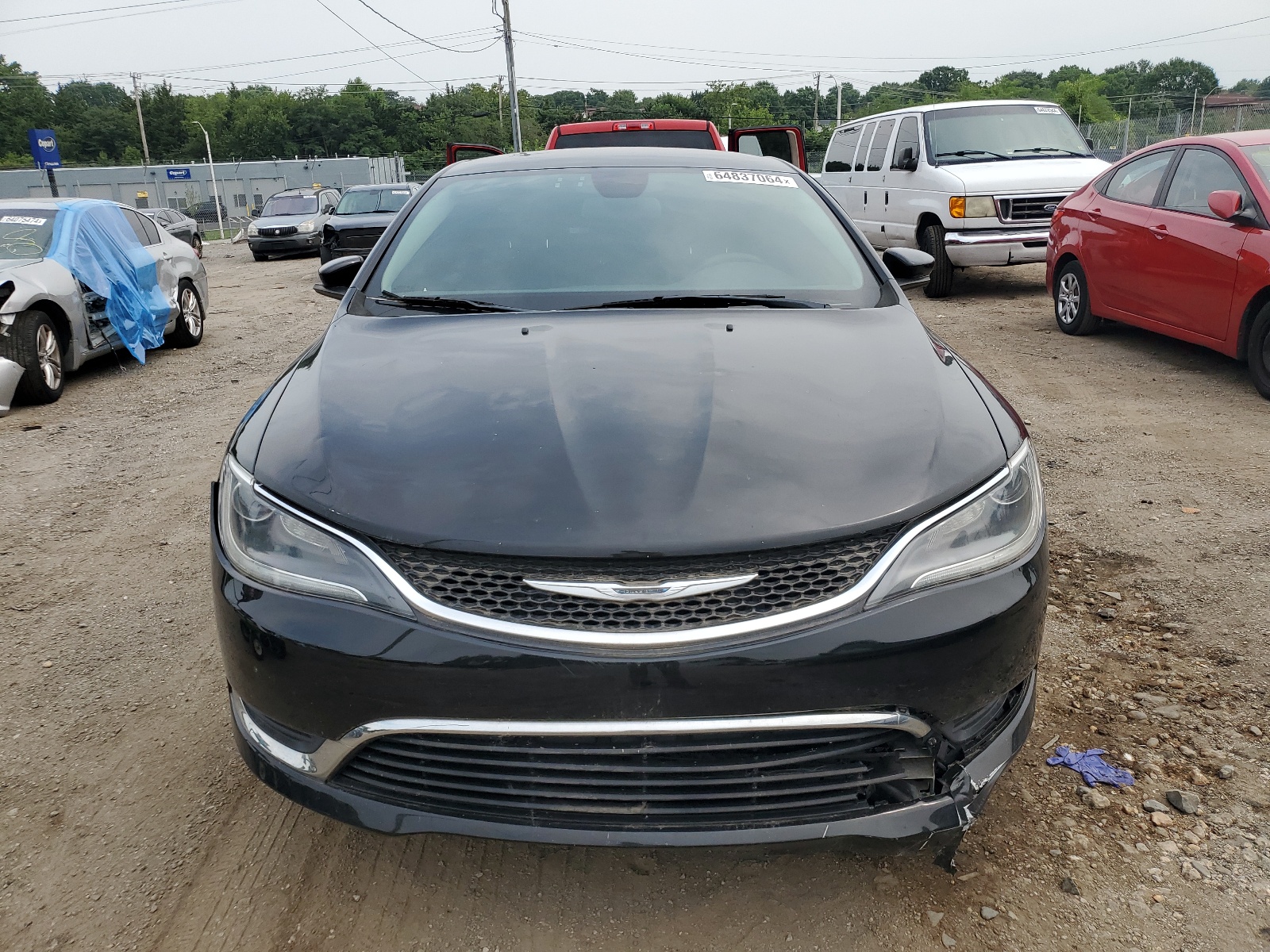 2015 Chrysler 200 Limited vin: 1C3CCCAB6FN692111