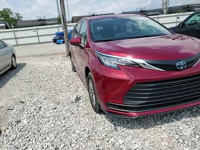 2022 Toyota Sienna Le VIN: 5TDBSKFC3NS043736 Lot: 64492444