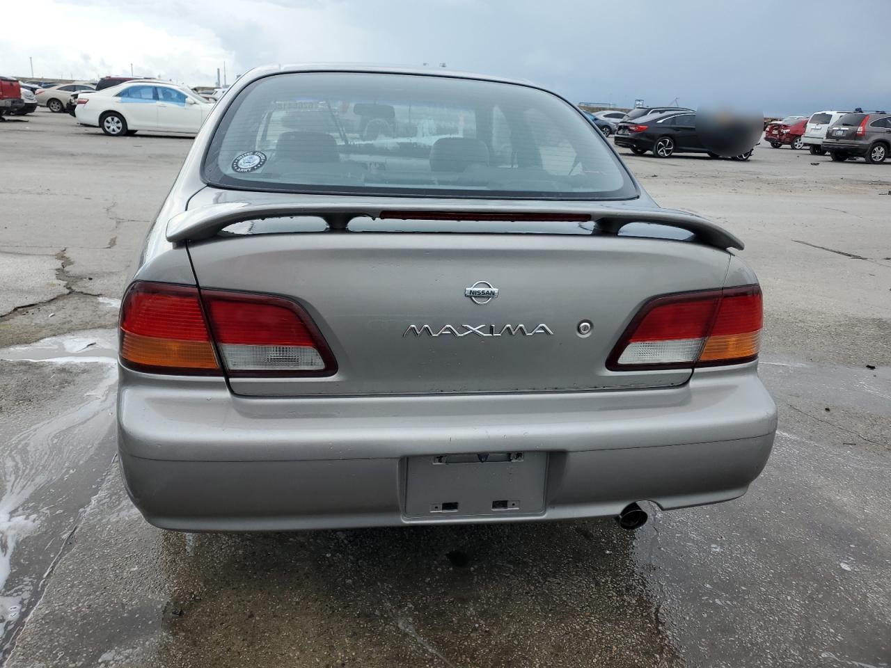 1998 Nissan Maxima Gle VIN: JN1CA21D1WT527823 Lot: 62664184