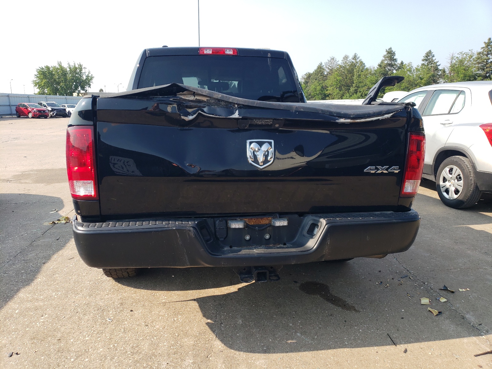 1C6RR7XT1KS751337 2019 Ram 1500 Classic Ssv