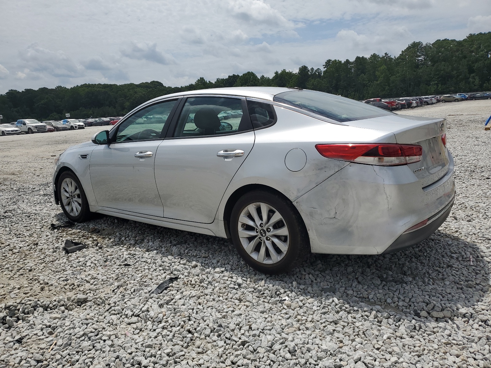 2017 Kia Optima Lx vin: 5XXGT4L30HG123715