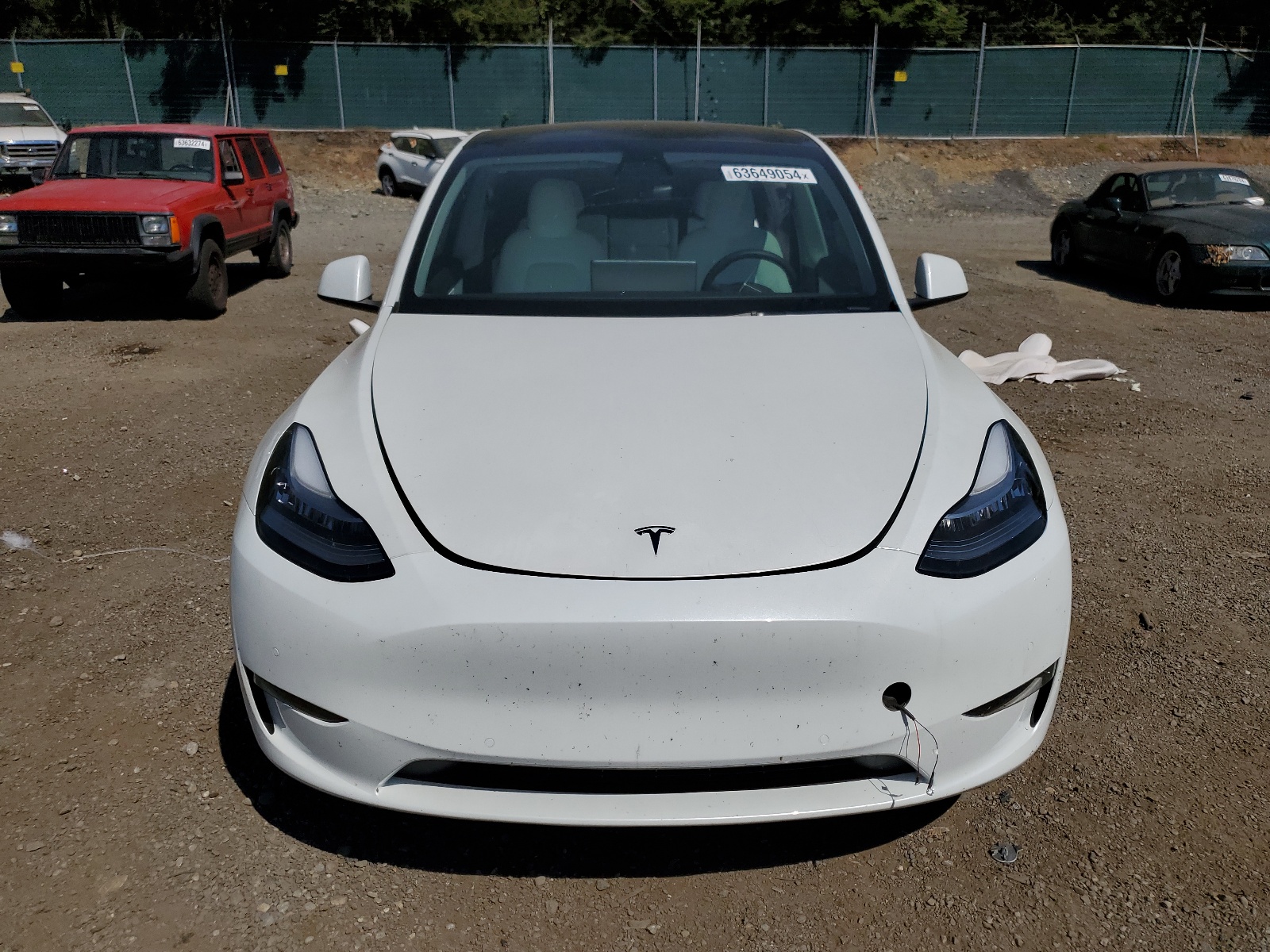 2021 Tesla Model Y vin: 5YJYGDEE6MF257388