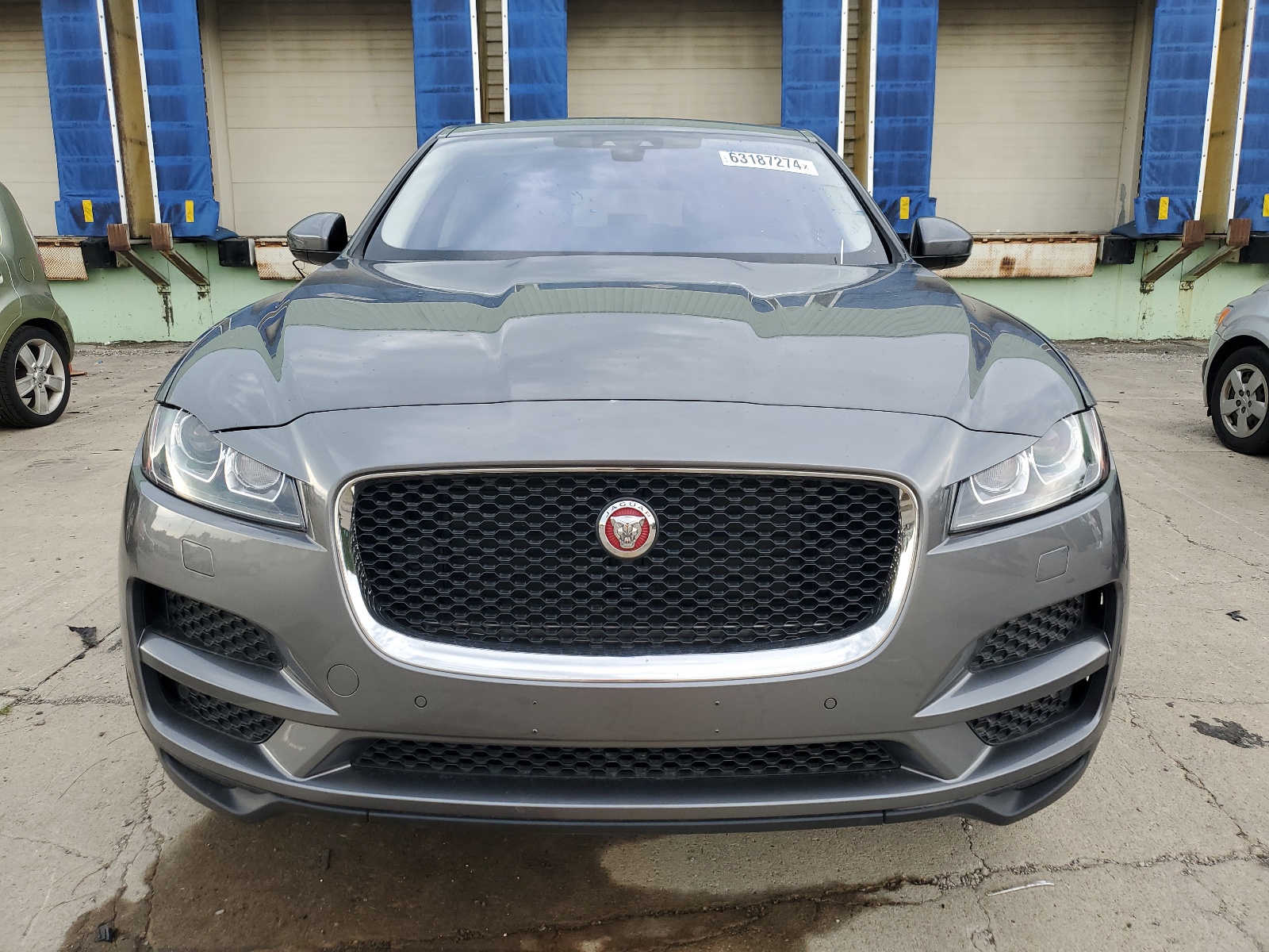 2017 Jaguar F-Pace Premium vin: SADCJ2BV8HA099563