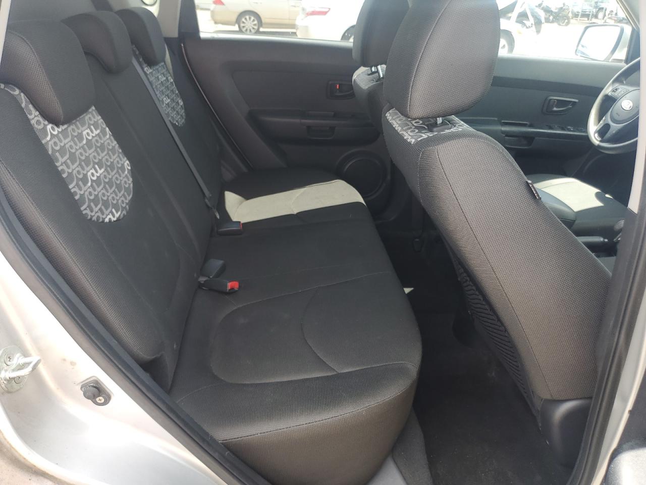 2010 Kia Soul + VIN: KNDJT2A26A7053124 Lot: 64044854