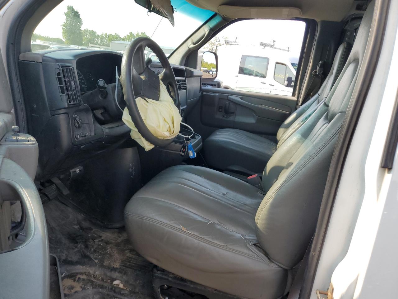 2007 Chevrolet Express G1500 VIN: 1GCFH15T071169998 Lot: 62993654