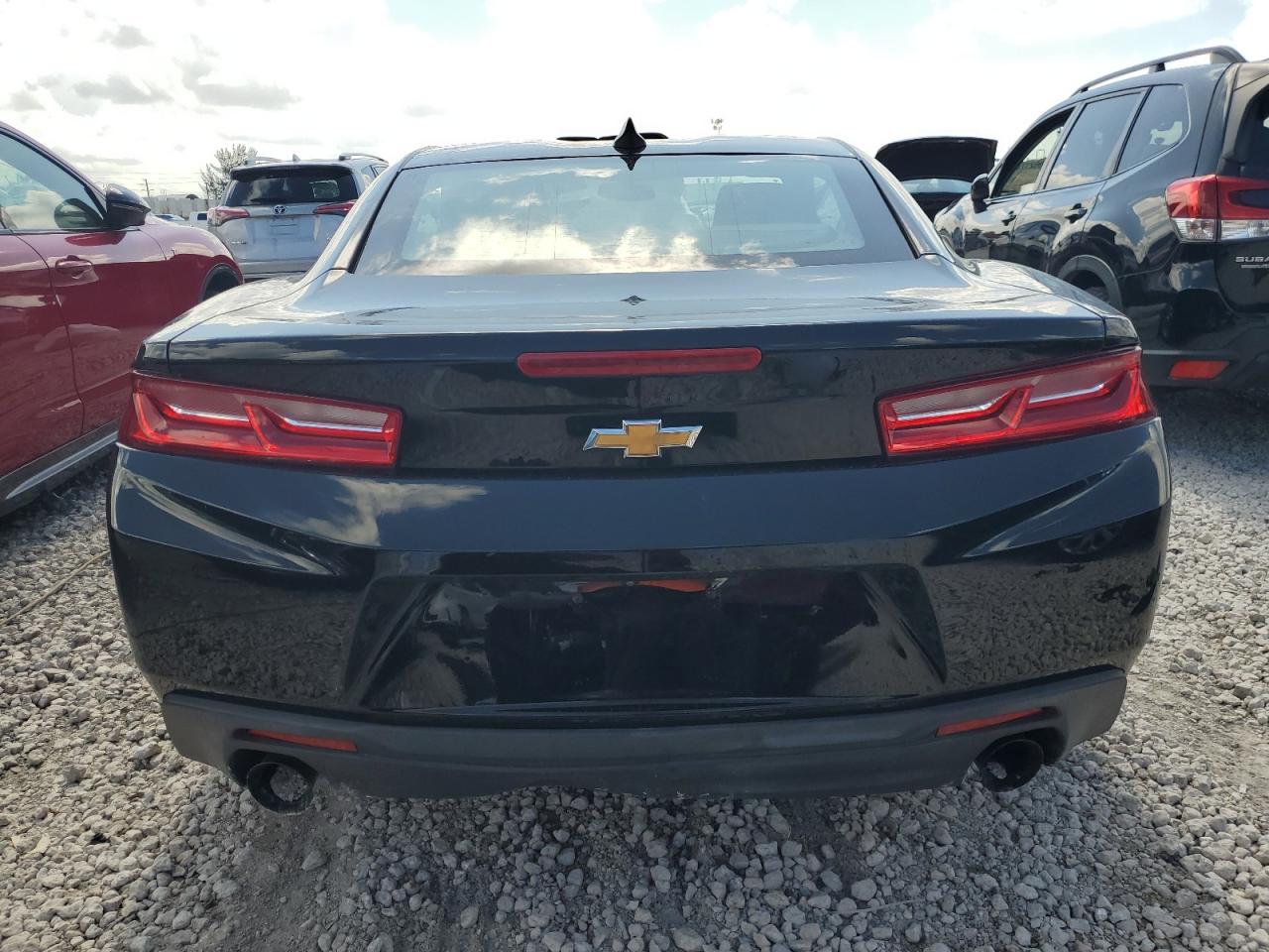 2018 Chevrolet Camaro Lt VIN: 1G1FB1RX4J0152044 Lot: 63180874