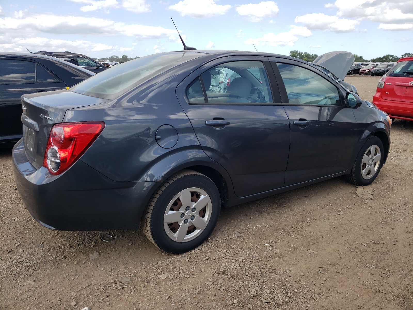 2013 Chevrolet Sonic Ls vin: 1G1JB5SH8D4103303