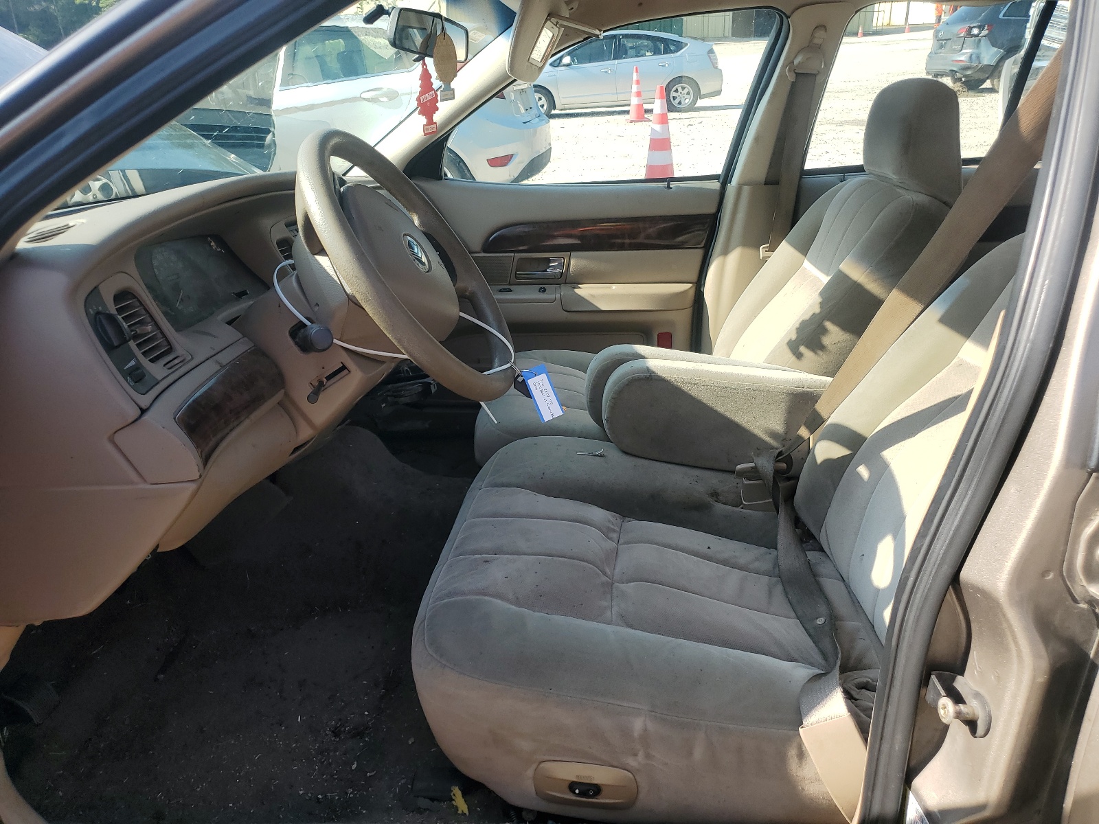 2MEFM74W45X632030 2005 Mercury Grand Marquis Gs