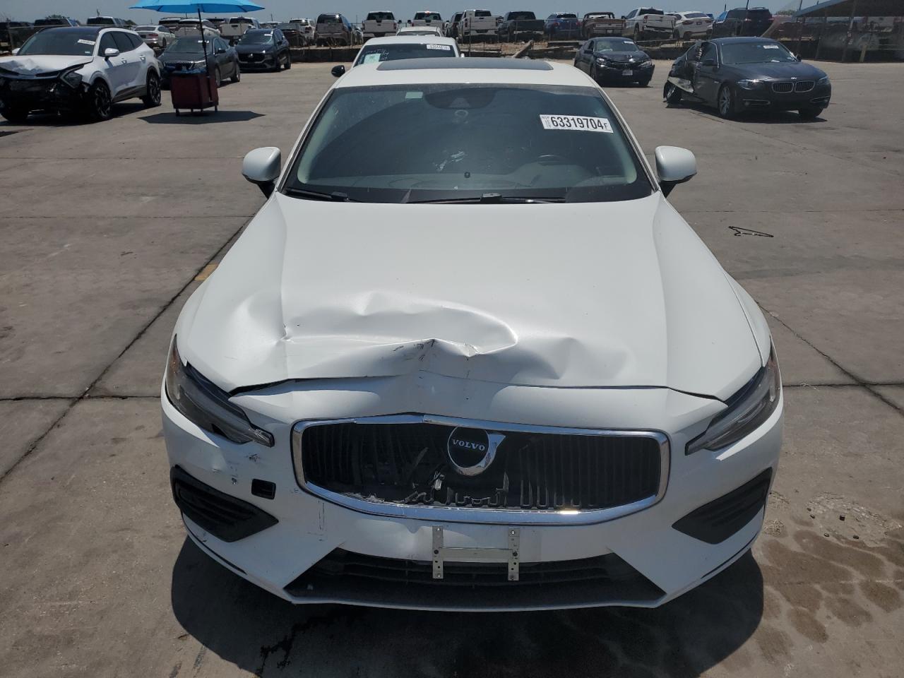 7JRA22TK8L6060712 2020 Volvo S60 T6 Mom