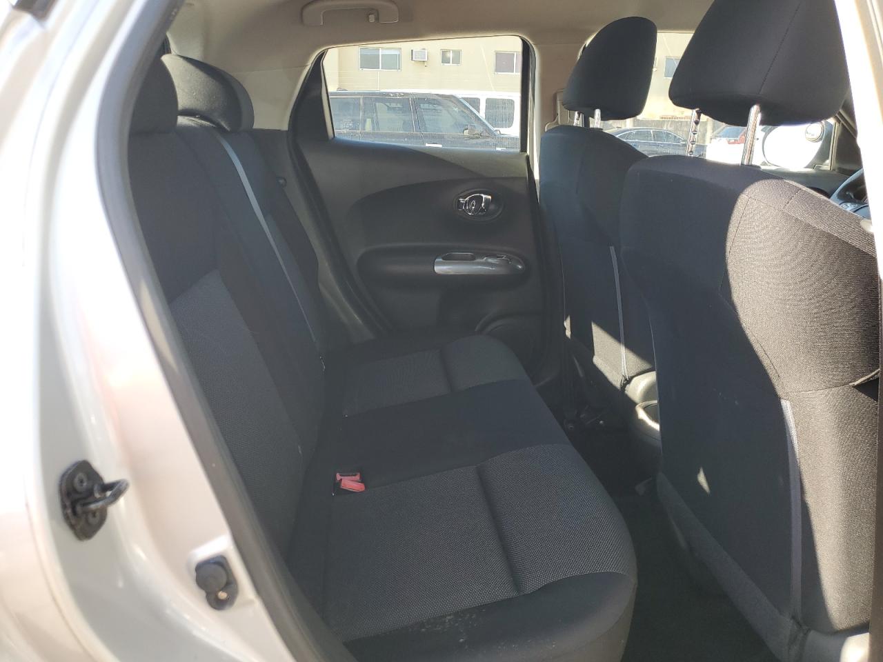 2013 Nissan Juke S VIN: JN8AF5MR2DT203506 Lot: 63995084