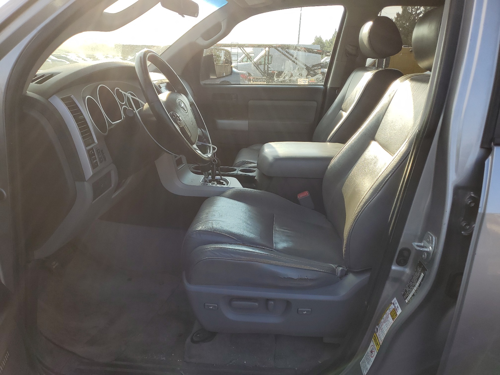 5TDBY64A78S023369 2008 Toyota Sequoia Sr5