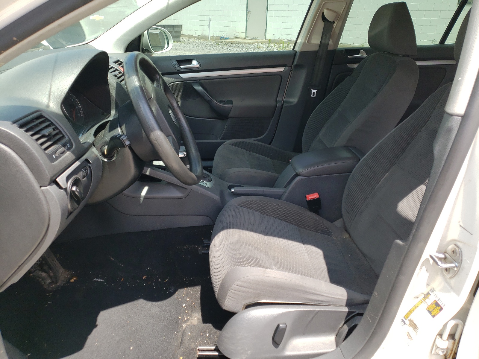 3VWKM71K39M267985 2009 Volkswagen Jetta S