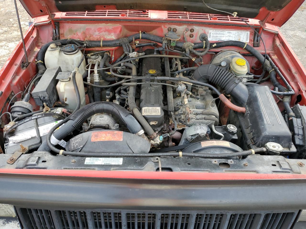 1995 Jeep Cherokee Se VIN: 1J4FJ28S2SL640392 Lot: 64740114