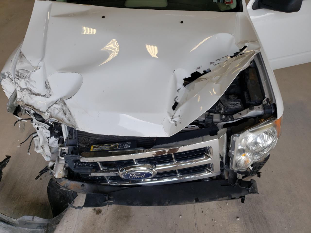 2010 Ford Escape Xls VIN: 1FMCU9C78AKB18636 Lot: 64177824