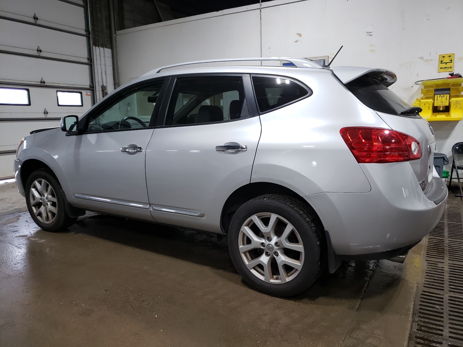 JN8AS5MV9BW685864 2011 Nissan Rogue S