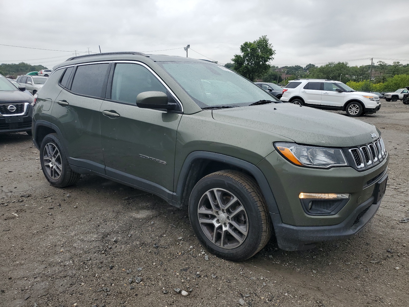 2018 Jeep Compass Latitude vin: 3C4NJDBB0JT154673