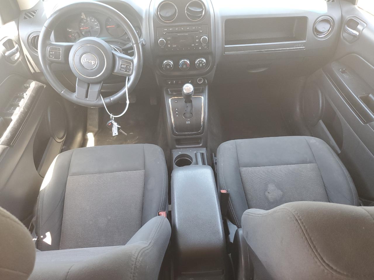 2012 Jeep Compass Latitude VIN: 1C4NJCEB0CD677464 Lot: 61217894