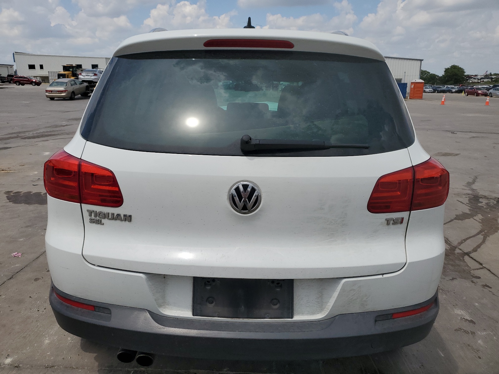 WVGAV7AX0GW506974 2016 Volkswagen Tiguan S