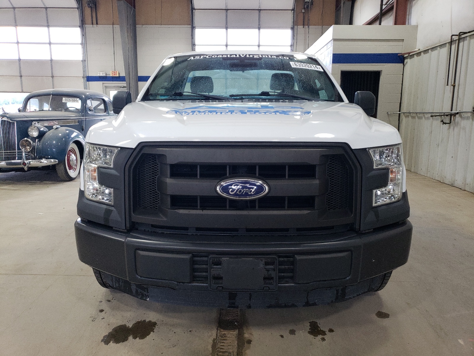 2016 Ford F150 vin: 1FTMF1C84GFA98027