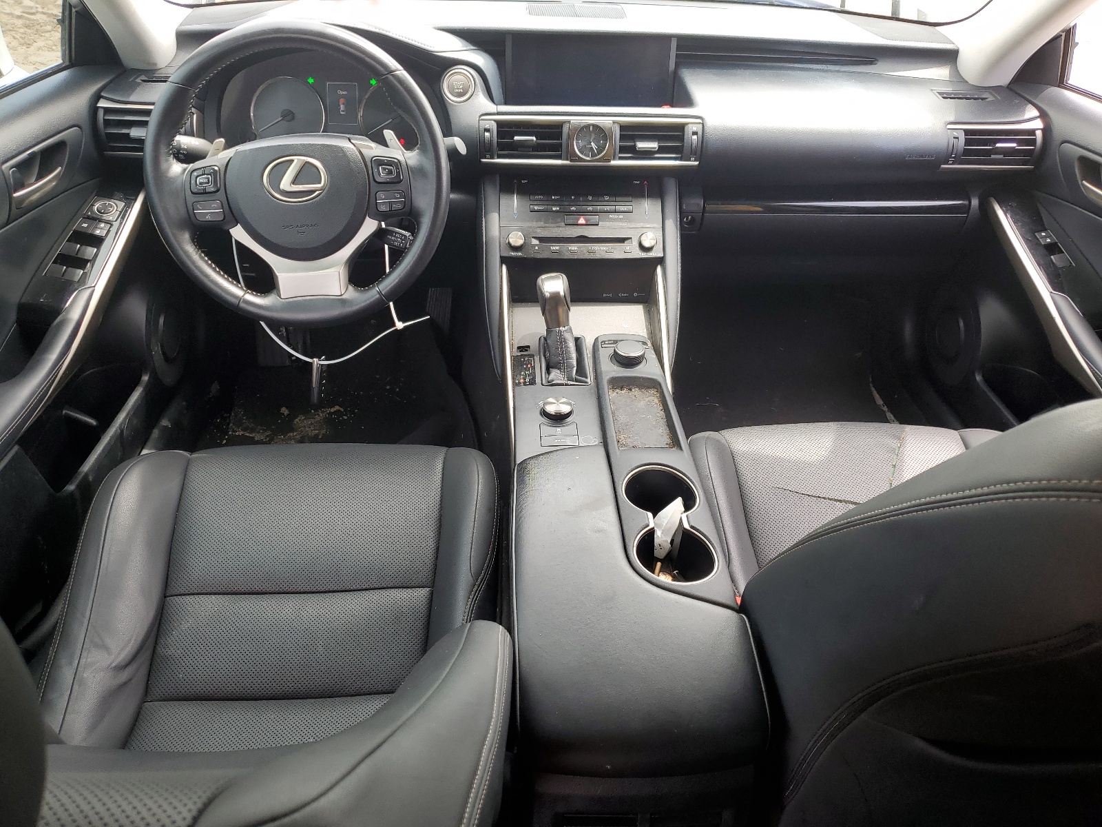 JTHBA1D22J5077043 2018 Lexus Is 300