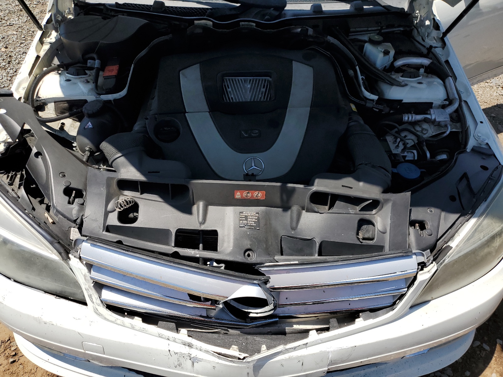 WDDGF5EB5BF630655 2011 Mercedes-Benz C 300