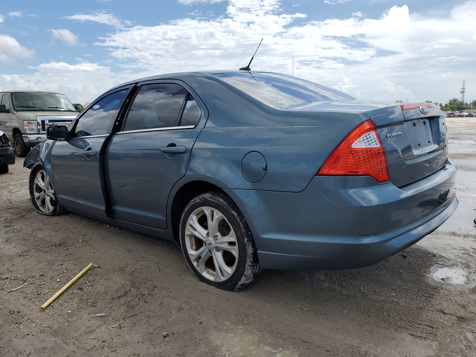 3FAHP0HA8CR331026 2012 Ford Fusion Se