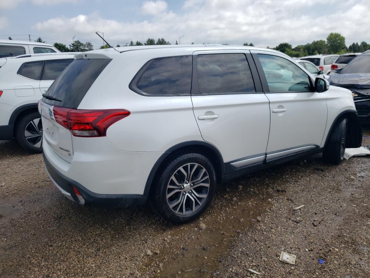 2016 Mitsubishi Outlander Se VIN: JA4AD3A39GZ020427 Lot: 63218114