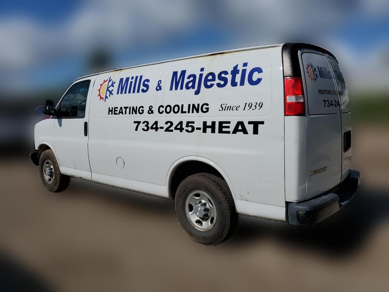 2018 Chevrolet Express G2500 VIN: 1GCWGAFP7J1165264 Lot: 62644324