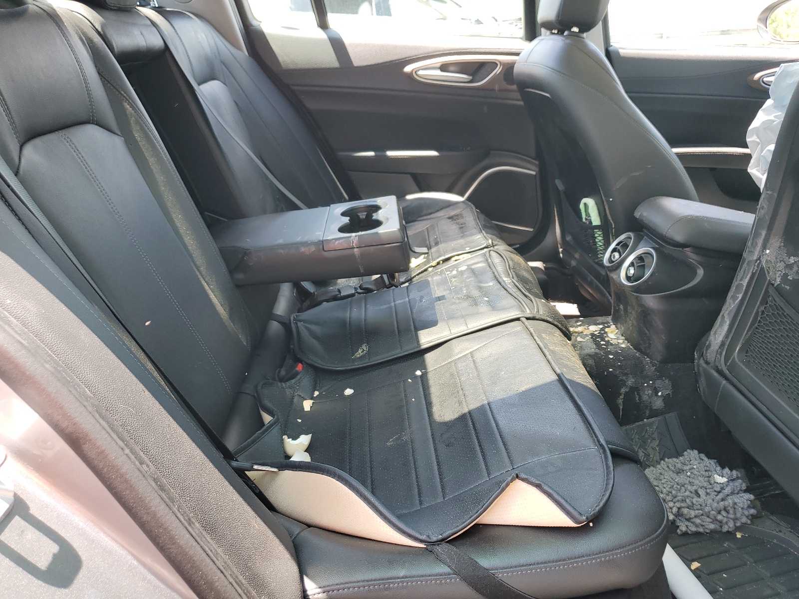 ZARFAEEN0H7536948 2017 Alfa Romeo Giulia Ti Q4