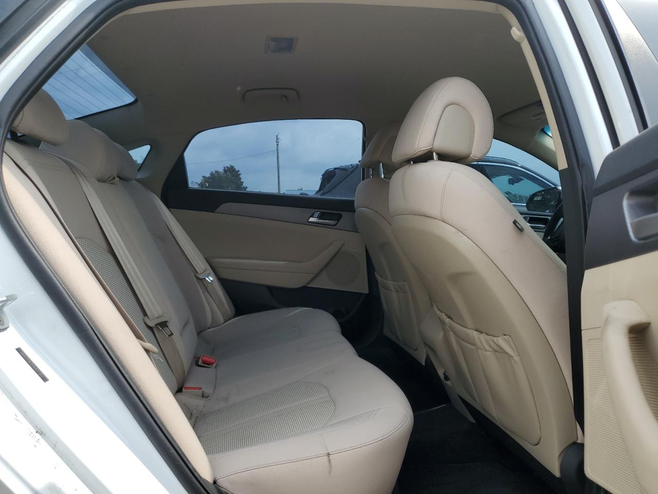 2017 Hyundai Sonata Se VIN: 5NPE24AF0HH437201 Lot: 63129634
