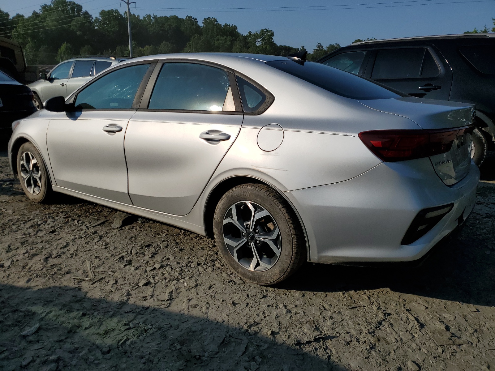 2019 Kia Forte Fe vin: 3KPF24AD9KE048586