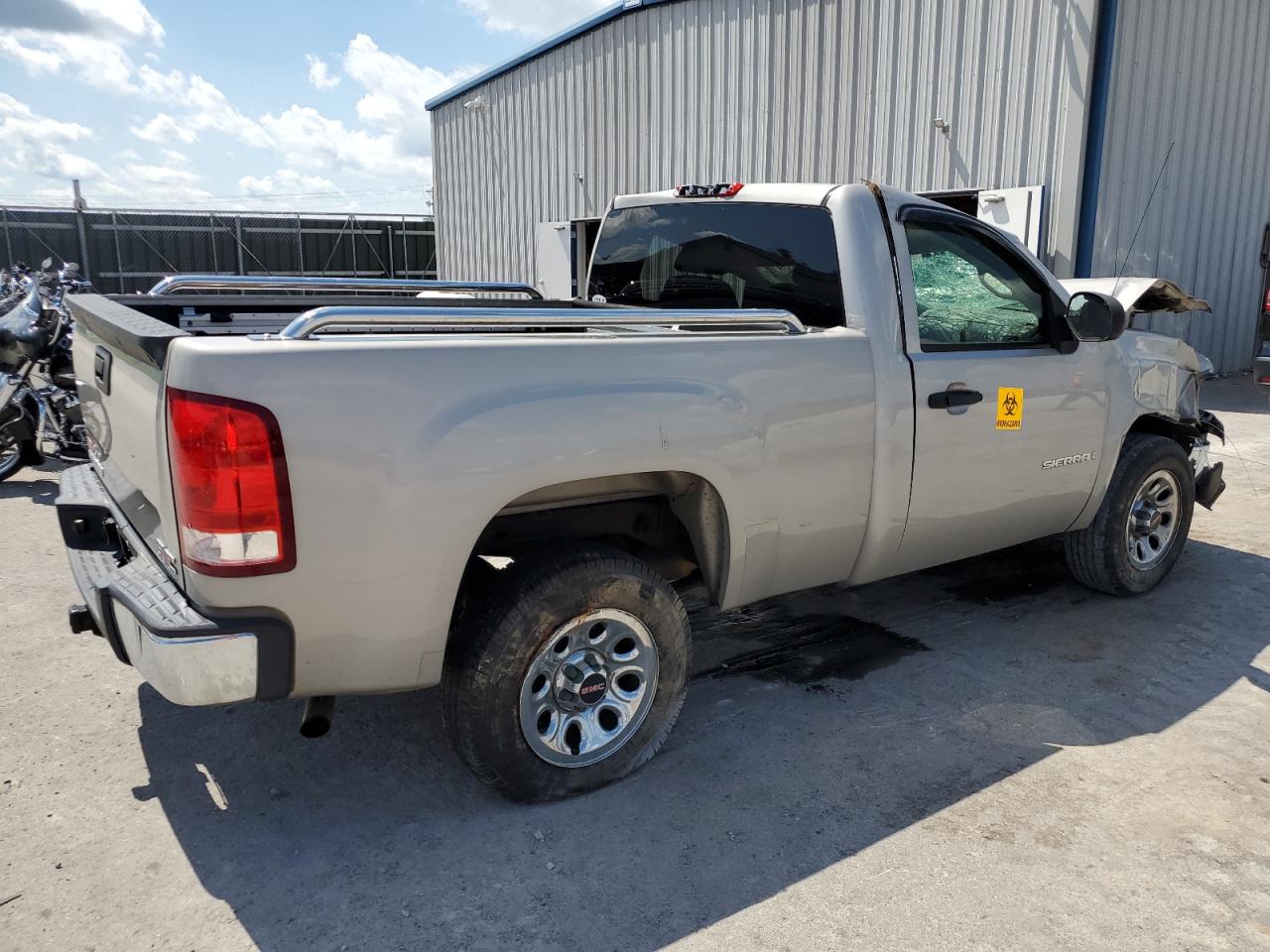2008 GMC Sierra - Image 3
