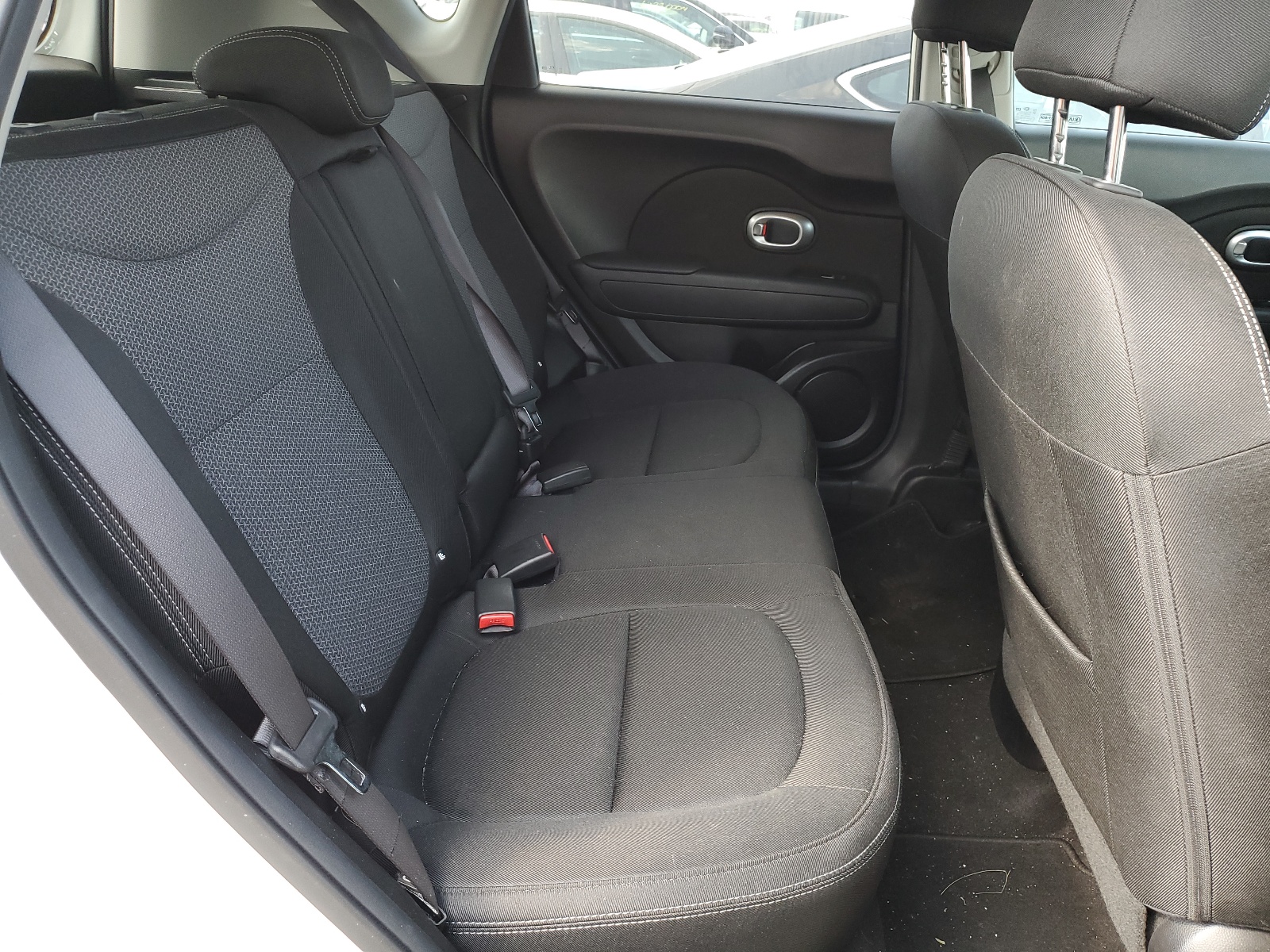 KNDJP3A51J7604418 2018 Kia Soul +