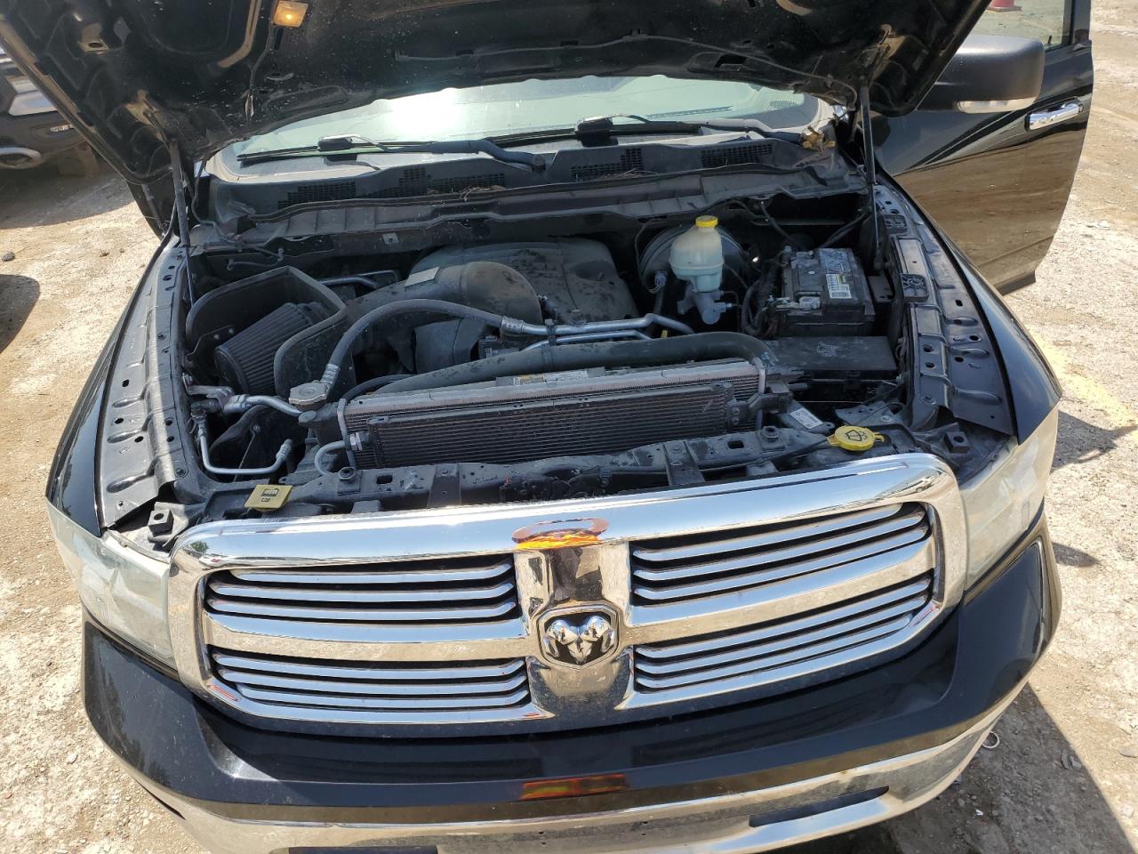 2014 RAM 1500 - Image 11