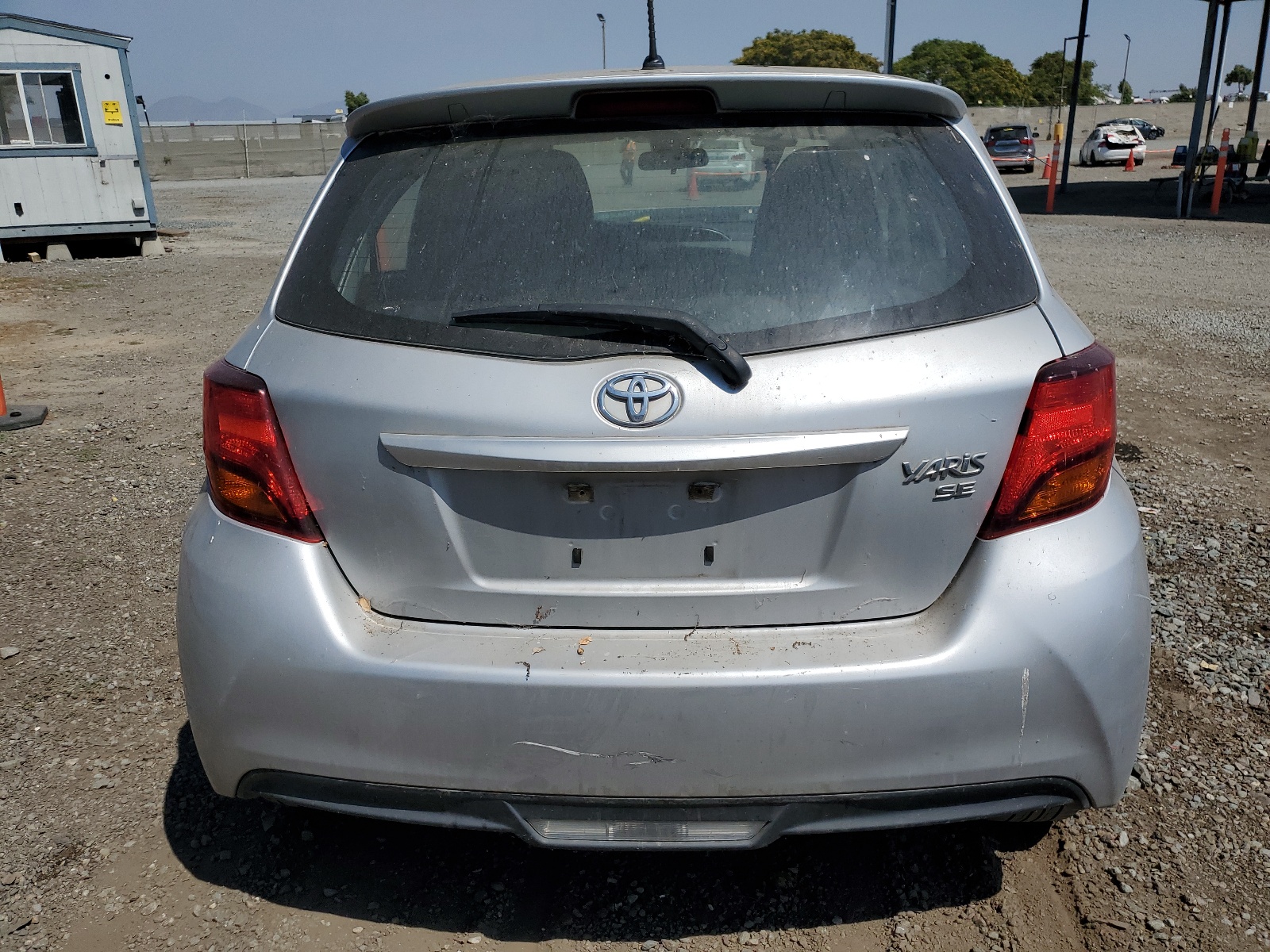 VNKKTUD37HA078140 2017 Toyota Yaris L