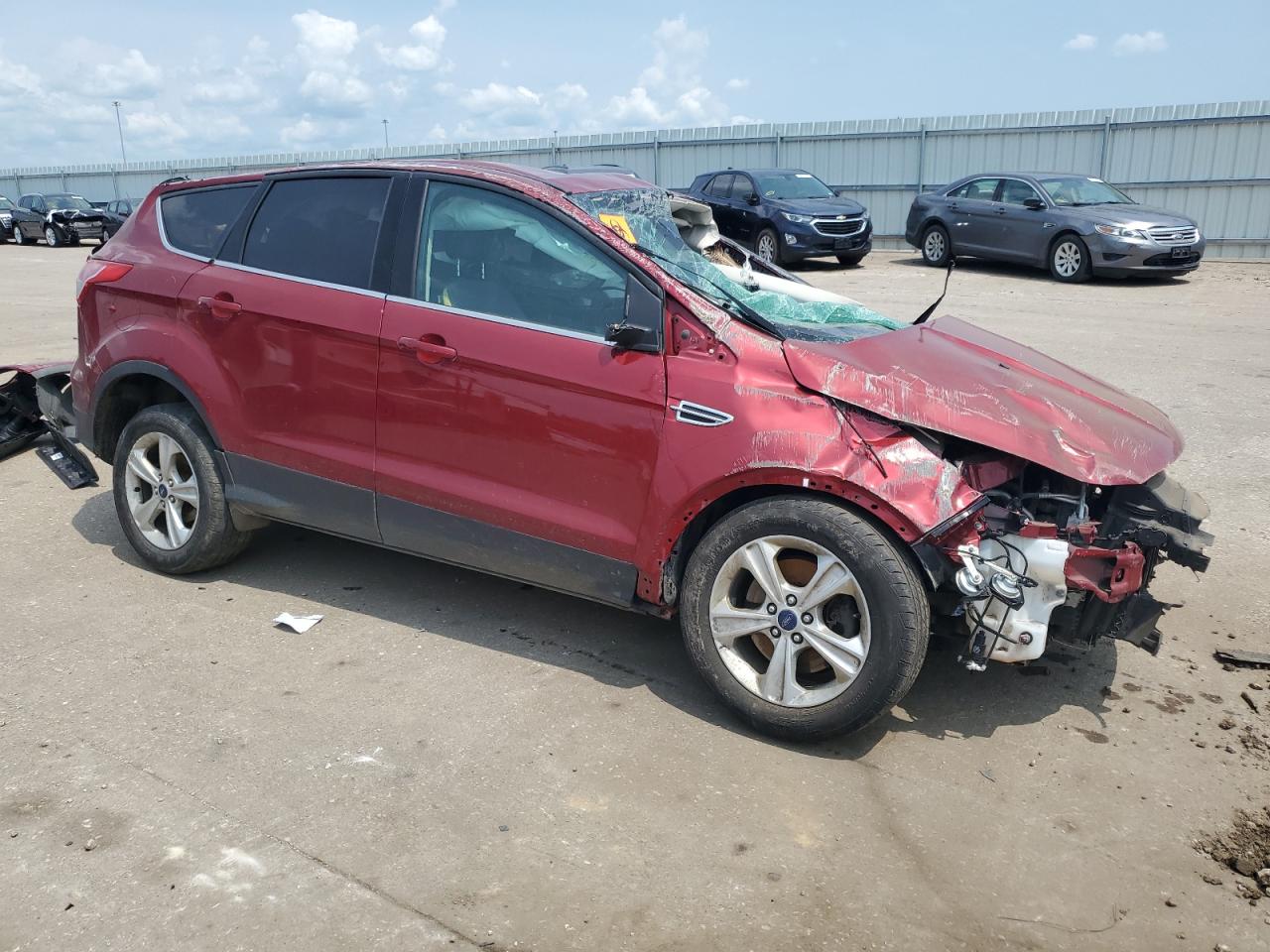 VIN 1FMCU9GX9FUA38249 2015 FORD ESCAPE no.4