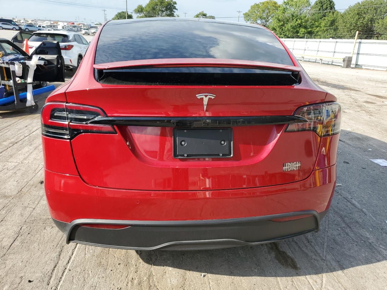 2022 Tesla Model X VIN: 7SAXCBE69NF355372 Lot: 65251344