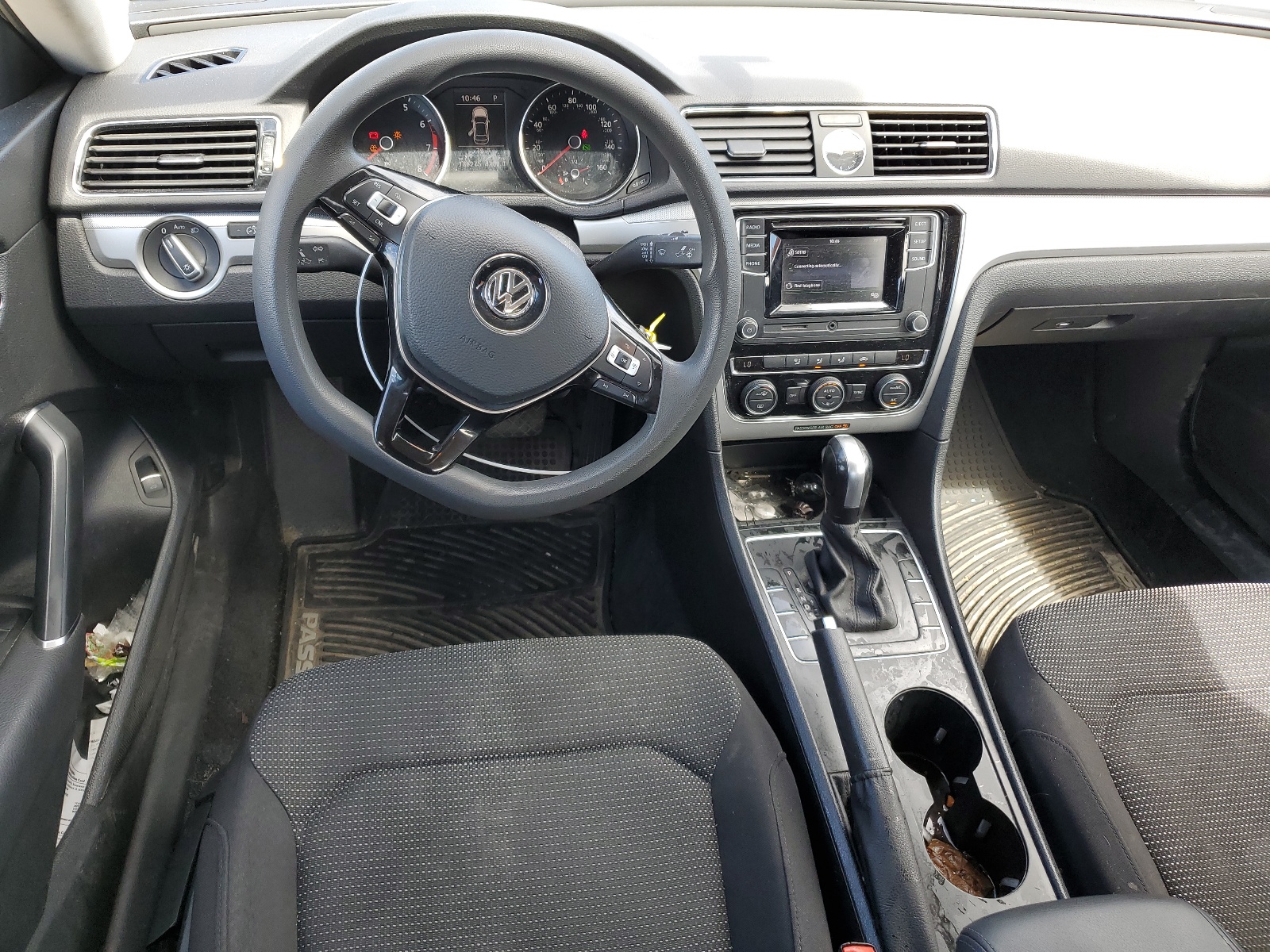 1VWAT7A36HC006826 2017 Volkswagen Passat S